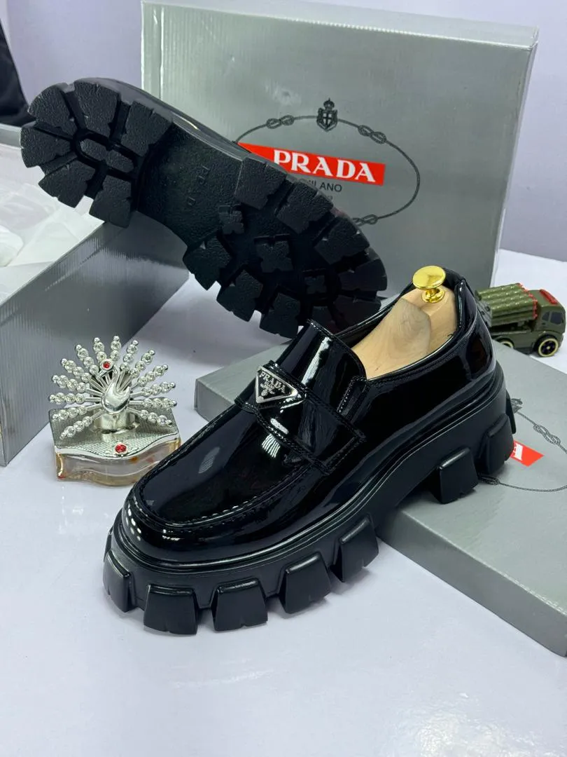 PRADA BIG SOLE
